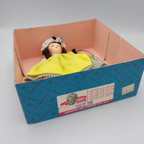 MADAME ALEXANDER #790 FRENCH GIRL DOLL International Vtg In Box - Picture 2 of 3